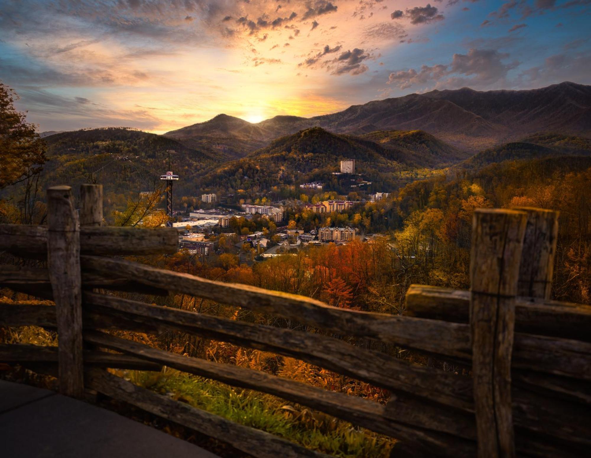 Hemlock Hollow, Pool Access, 1089 Free Tickets Each Paid Day, Dollywood And More Sevierville Kültér fotó